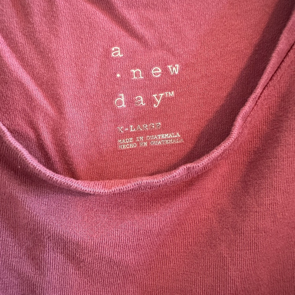 Mauve tank top - Picture 2 of 2